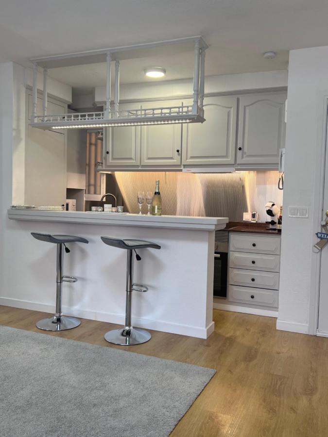 Apartamento Stylish Getaway - Renovated 1br With Pool & Tennis Benidorm